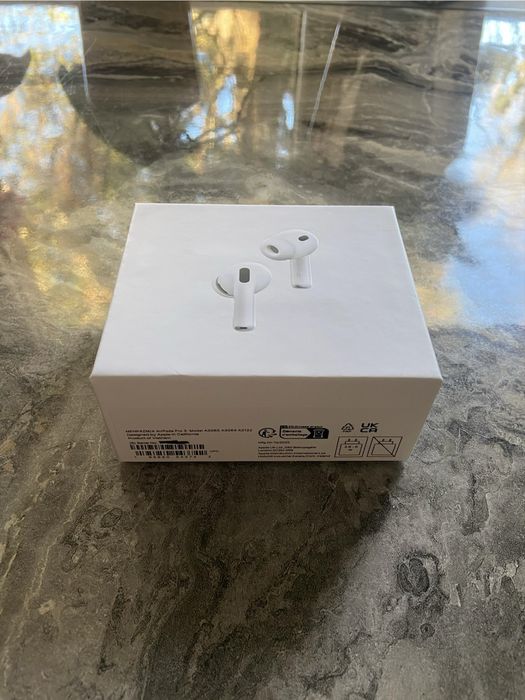 Apple Airpods pro 3 Nowe! (Dowod Zakupu)