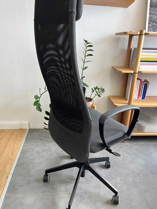 MARKUS
Krzesło biurowe średnie, Vissle ciemnoszary IKEA