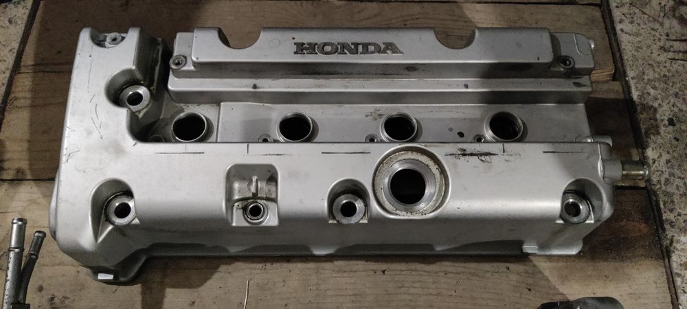 Клапанні Кришки Honda K24