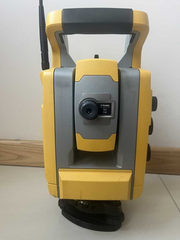 Tachimetr robotyczny Trimble S3 + kontroler TSC2 Access+ moduł drogowy
