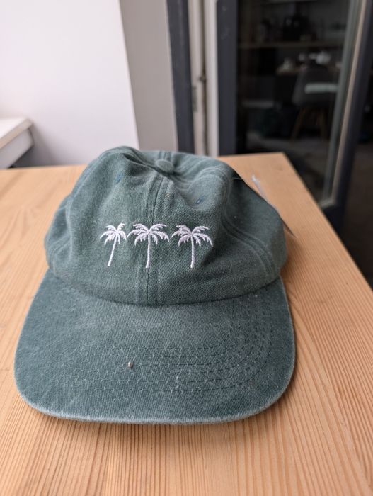 Кепка чоловіча зелена