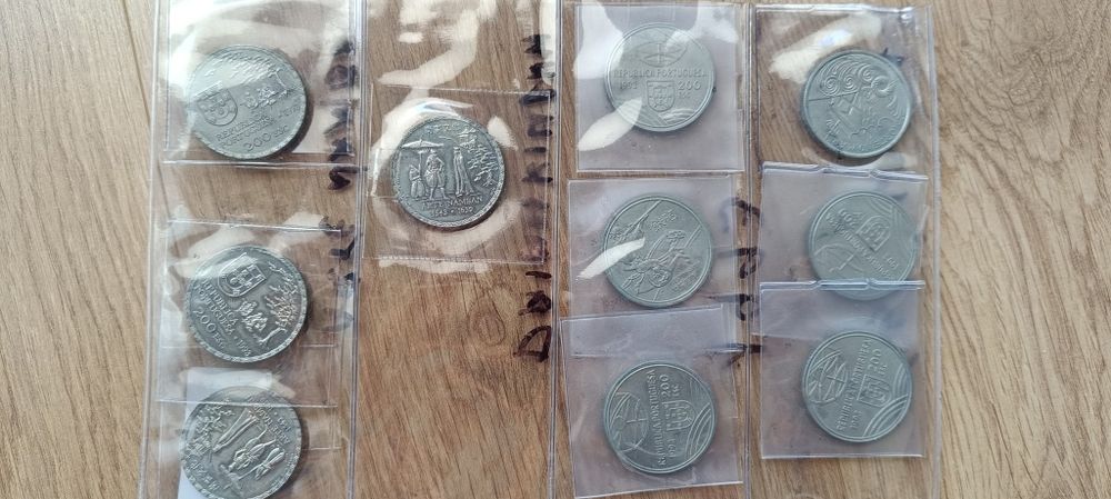 109 moedas comemorativas de Portugal - Todas por €60