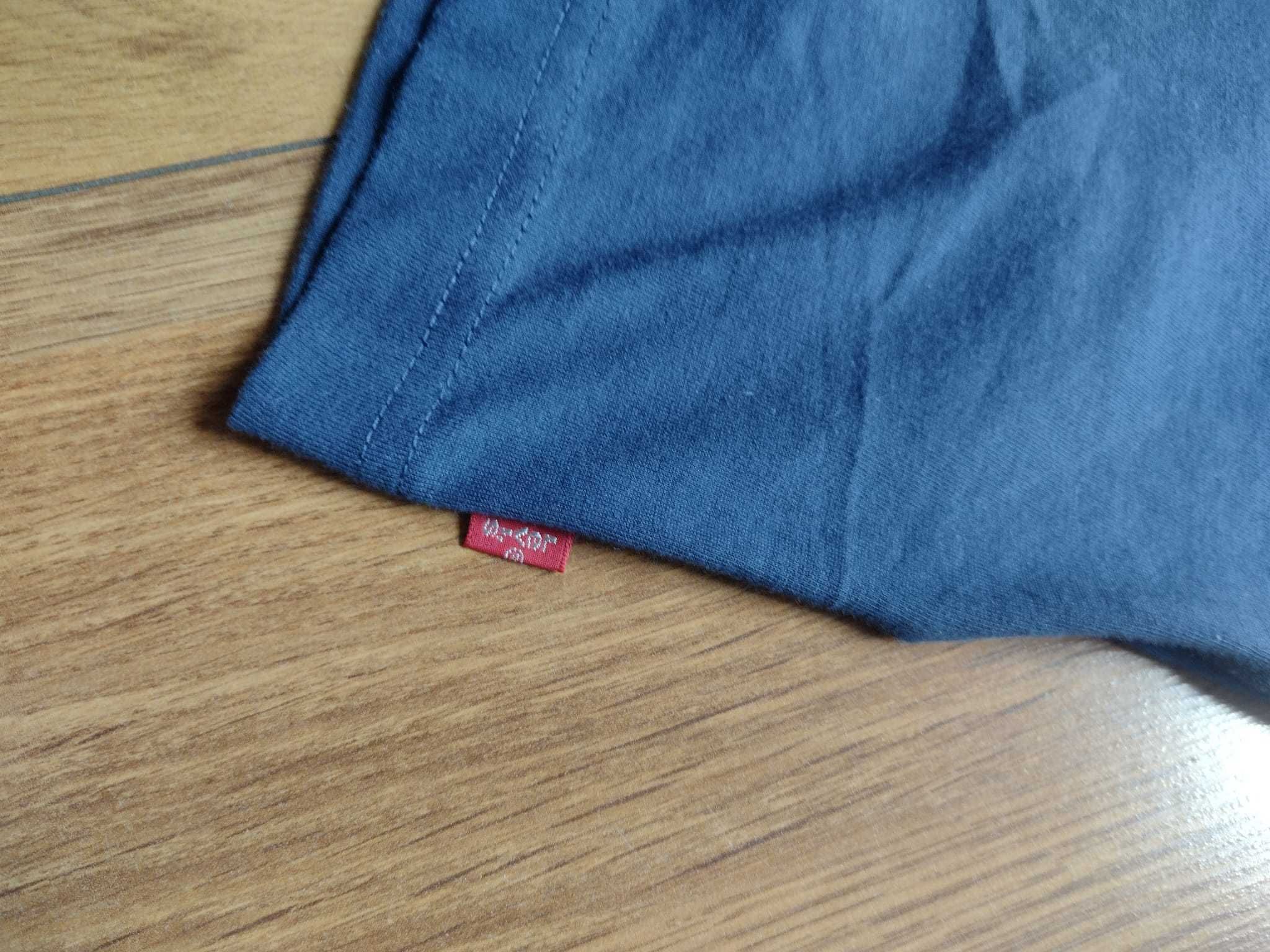 T-shirt koszulka Levi's. Rozmiar S - 176CM - 16A