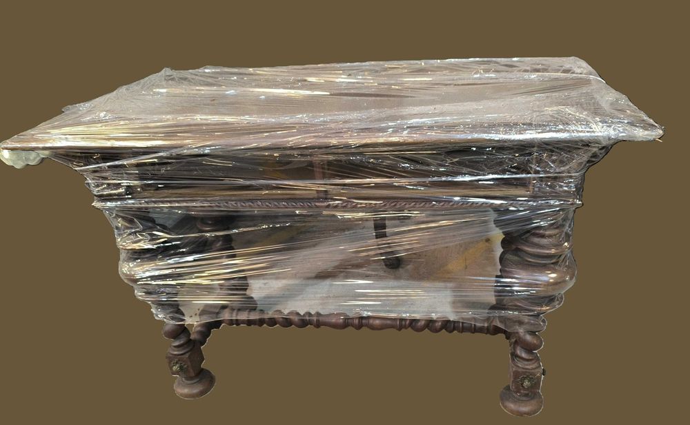 Mesa bufete antiga, portuguesa, torcidos e tremidos, com 2 gavetas
