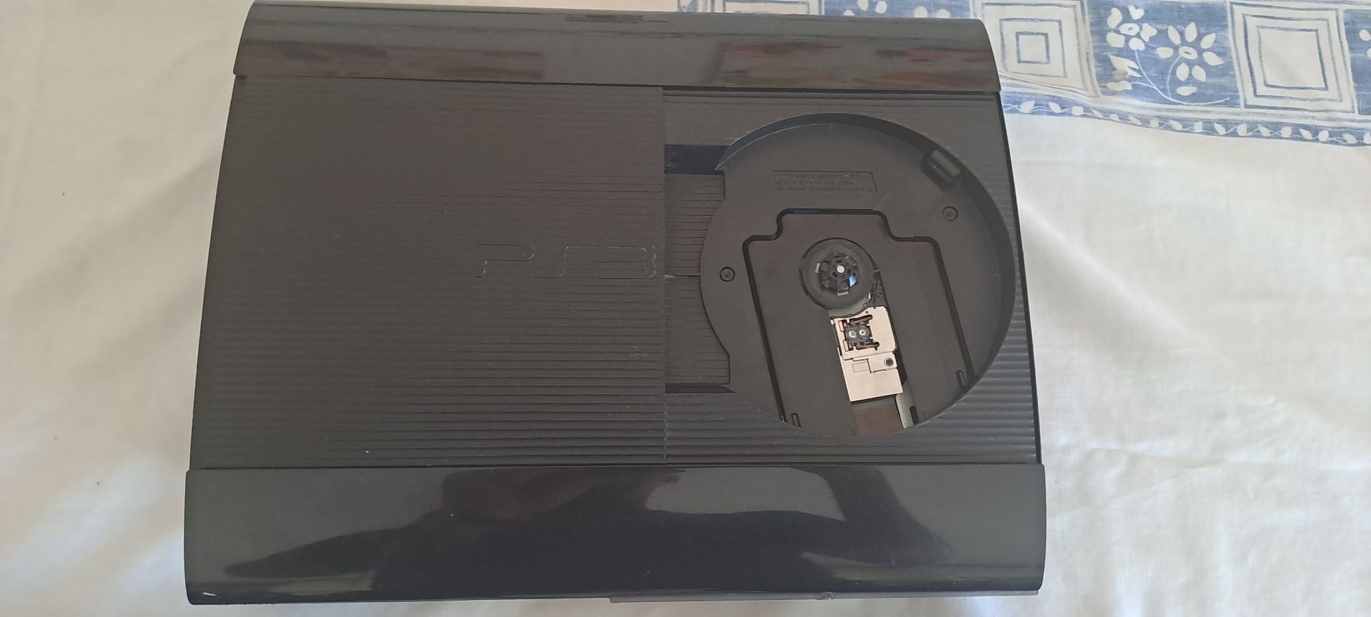 Ps3 super slim desbloqueado com Hen com 500GB