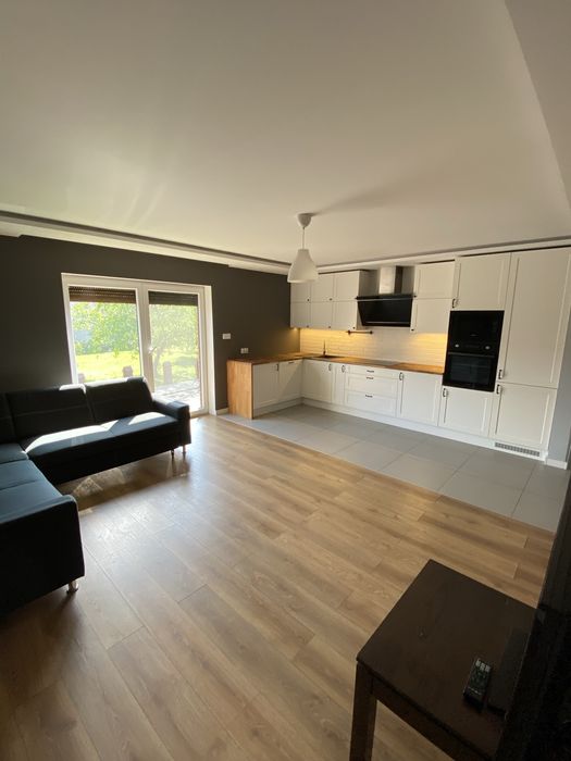 Mieszkanie, dom. Wynajmę piętro domu.