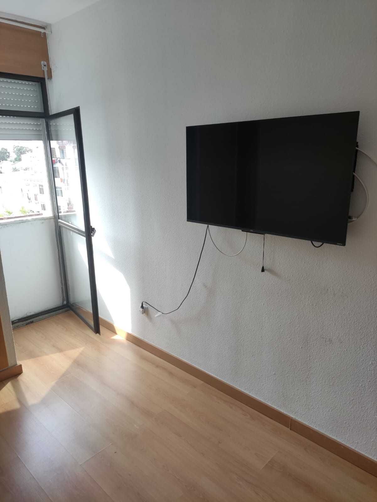 Alugo quarto no Vale da Amoreira para Senhoras