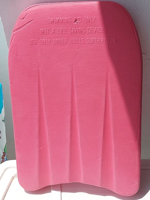 Prancha de Kickboard p/ crianças 
Medidas nas últimas fotos.