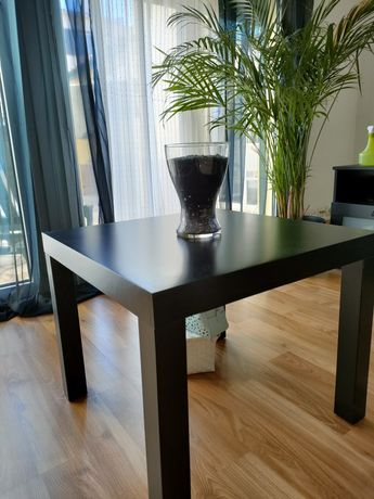 Duas mesas de centro de apoio laço IKEA
