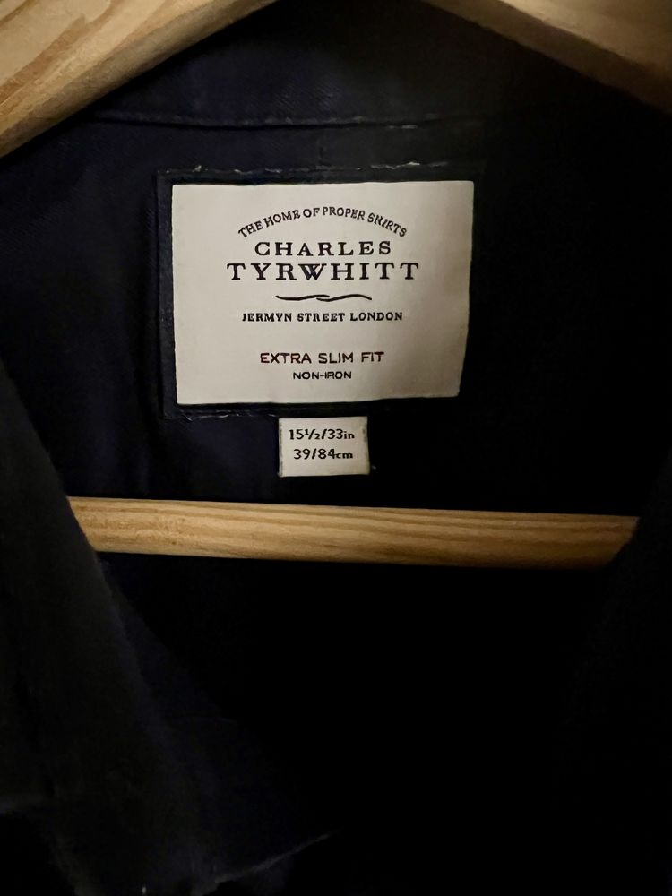 Granatowa koszula Charles Tyrwhitt