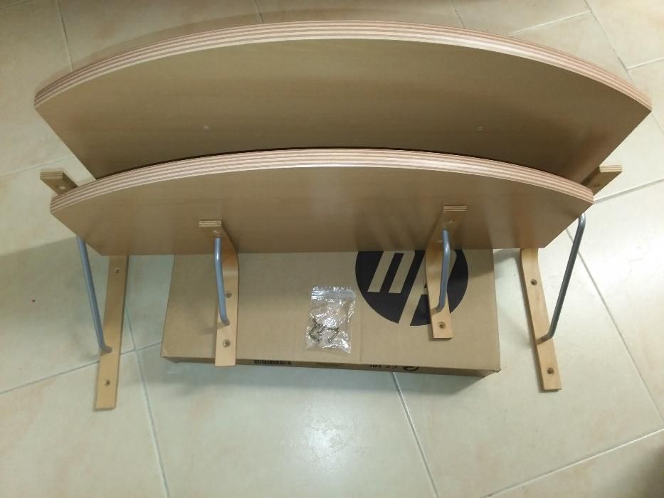 Conjunto Prateleiras MDF com suportes - COMO NOVOS