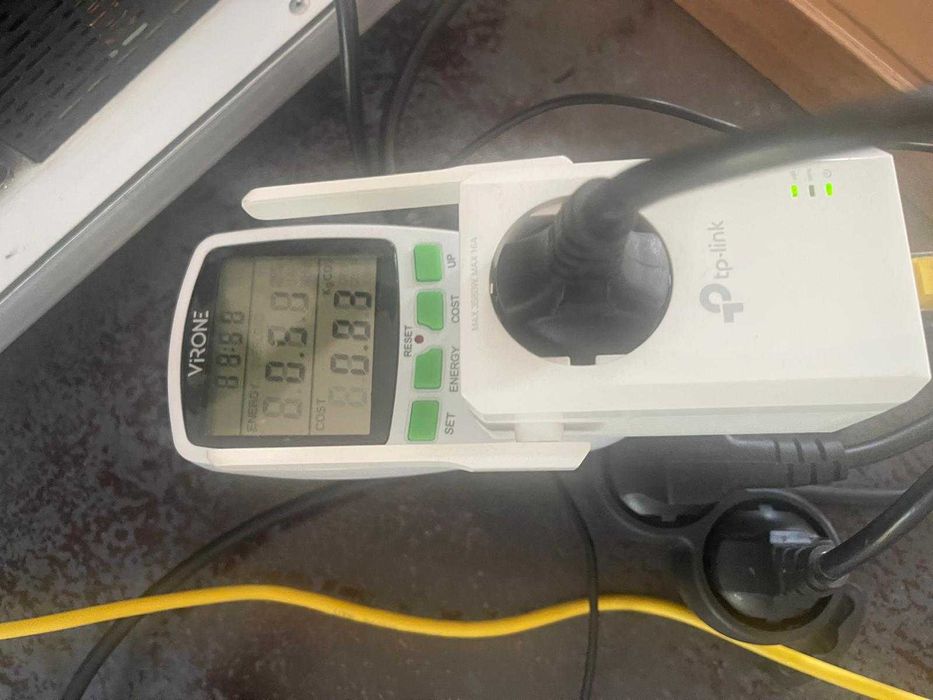 Koparka kryptowalut z pełnym wyposażeniem - 8x Radeon RX 580