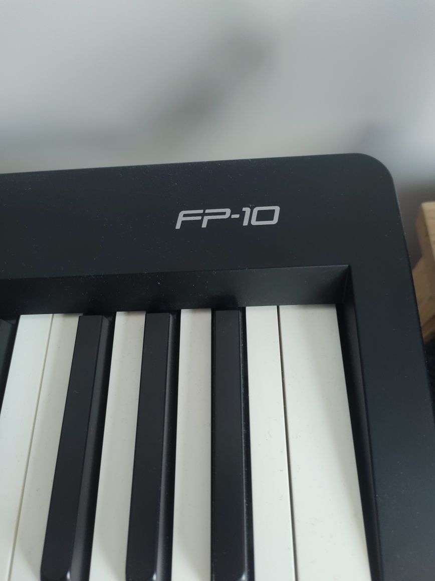 Pianino Keyboard Roland FP10