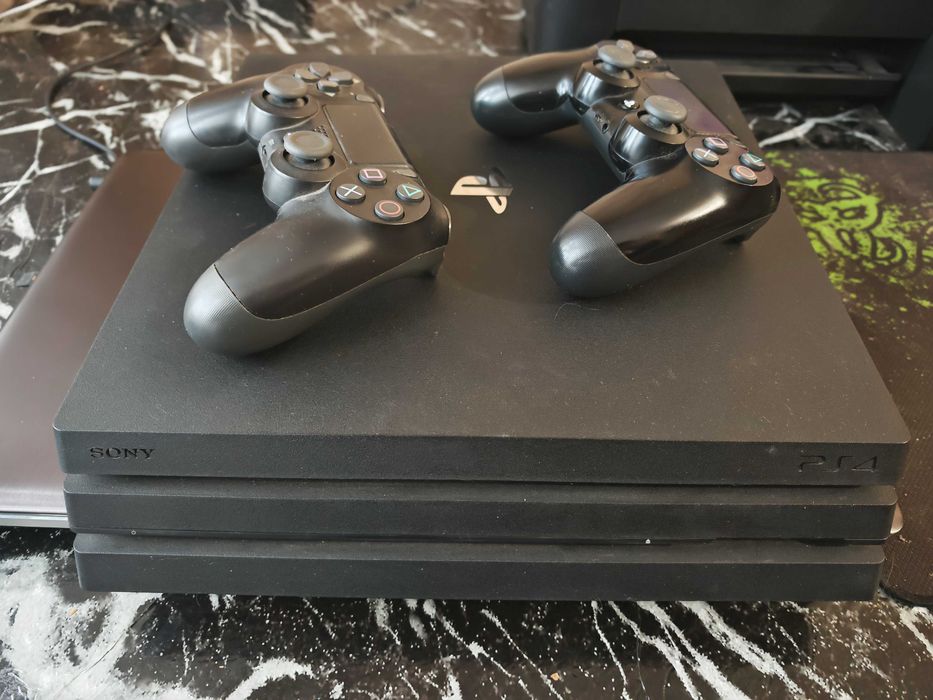 Приставка Sony PlayStation 4 Pro (прошивка 6.72)