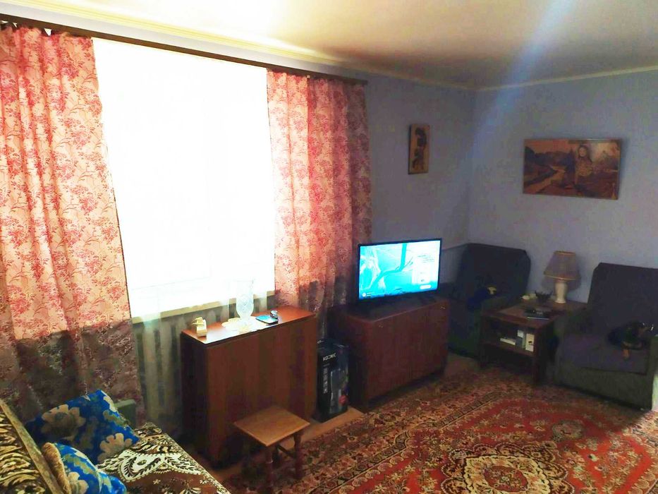 2-кімн. квартира по вул. Мізунського (центр Садгори)