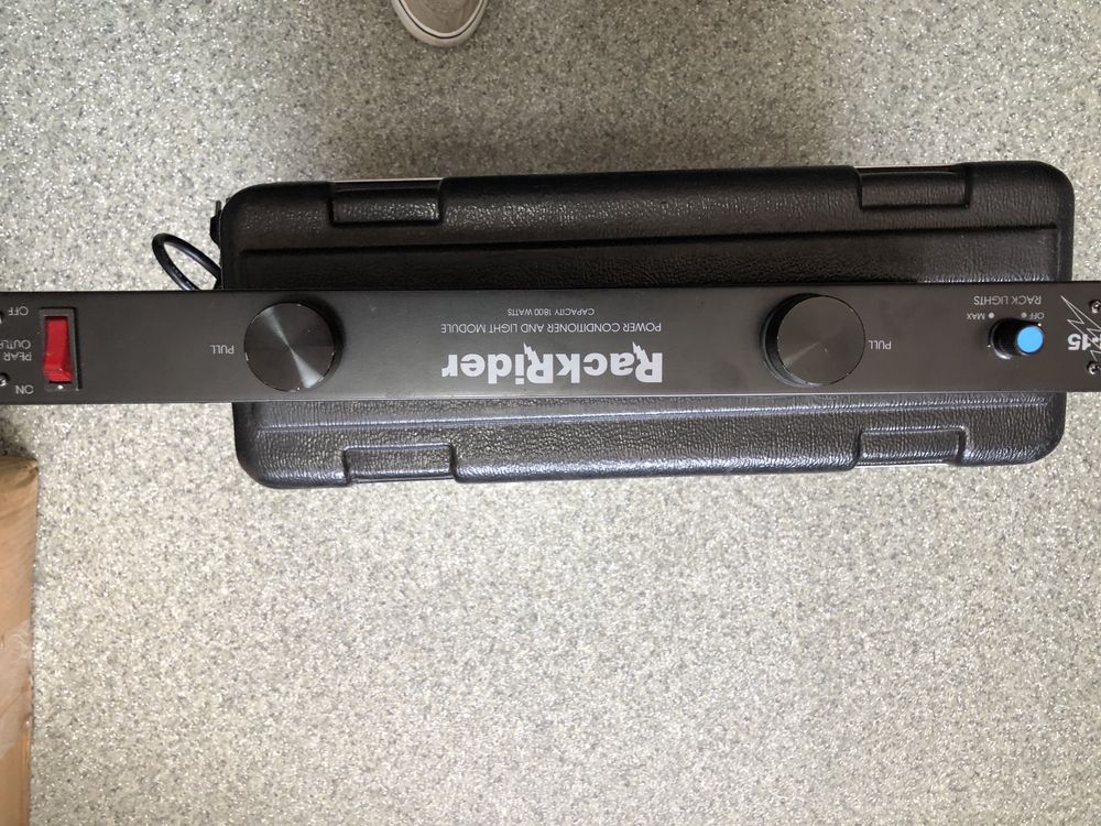 Продам кондіционер живлення RackRider RR-15
