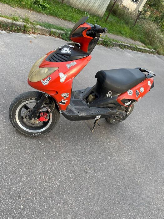 Viper Explorer на моторі minarelli