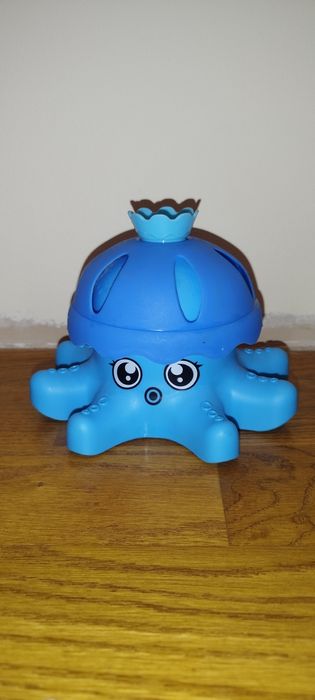 Zraszacz ośmiorniczka ogród podlewanie zabawa