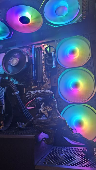 Komputer do gier AM5 Ryzen, 16 gb ddr5, 1024 gb SSD,  Venom, Corsair