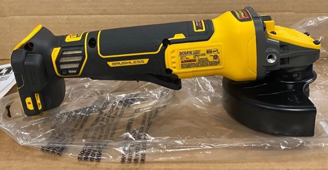 Безщіткова болгарка 125 мм DEWALT DCG415B 20V MAX FLEXVOLT із США