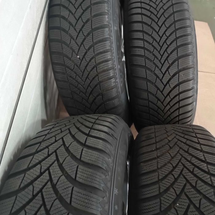 Koła Zimowe Felgi 17" 5x112 Audi A4 A5 A6 Q3 Q5 Tiguan 225/60/R17