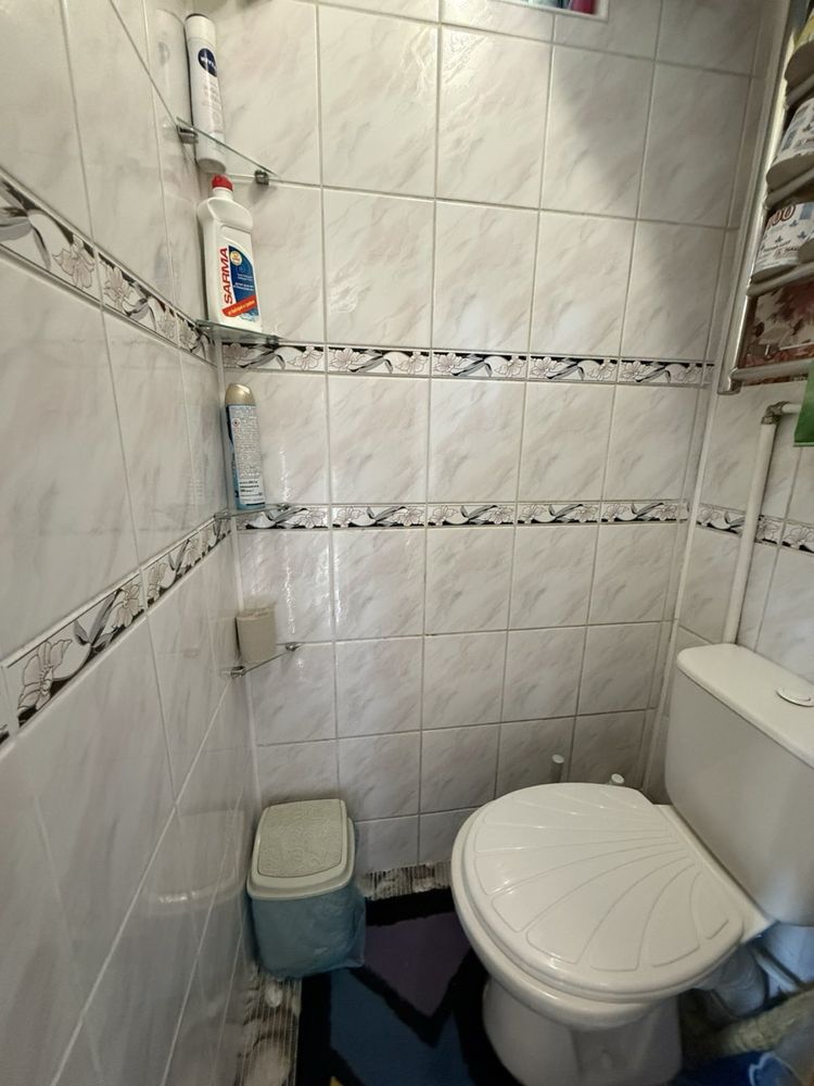 Продам 3 кімнатну квартиру у центрі