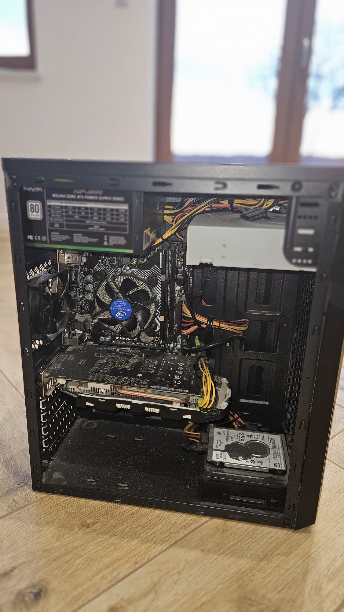 Komputer SHIRU 4200 i5-7400/GTX1060/8GB/1TB