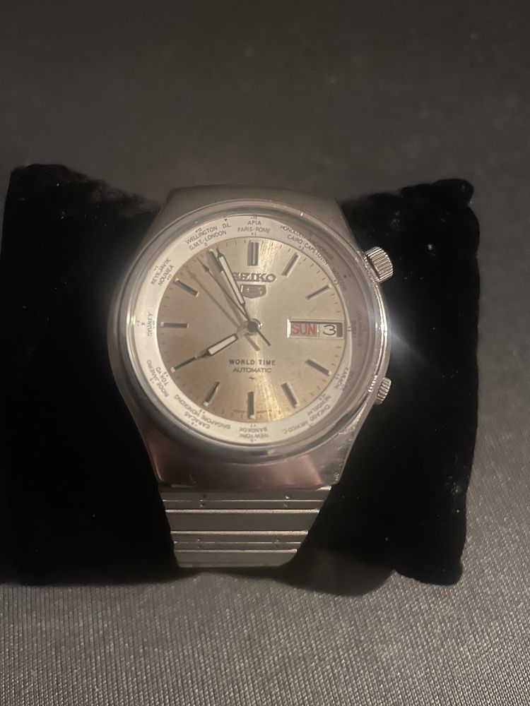 Zegarek SEIKO Automatic World Time