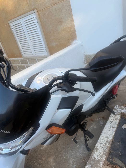 Mota 125 F muito conservada