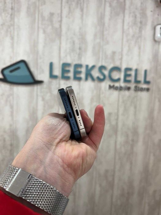 IPHONE 15 PRO MAX - 256GB - 24 meses de garantia