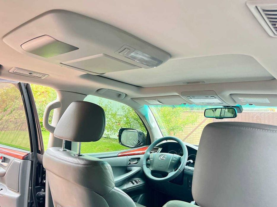 Продам Lexus LX570