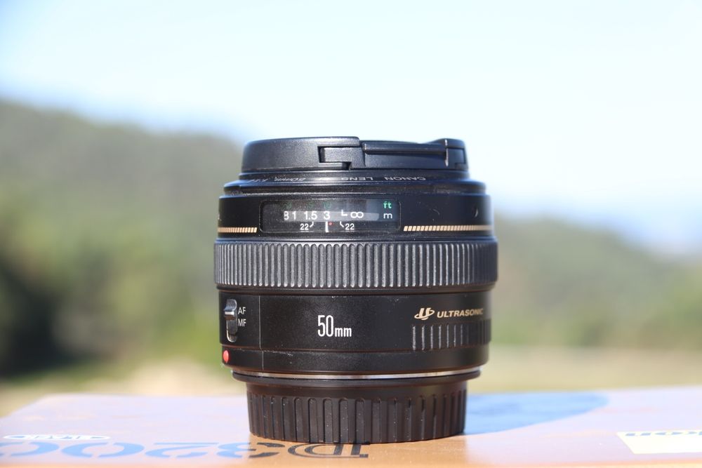 Canon EF 50mm F/ 1.4