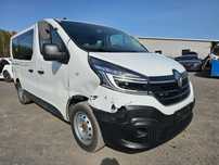 Renault Trafic 9osob, faktura, uszkodzony