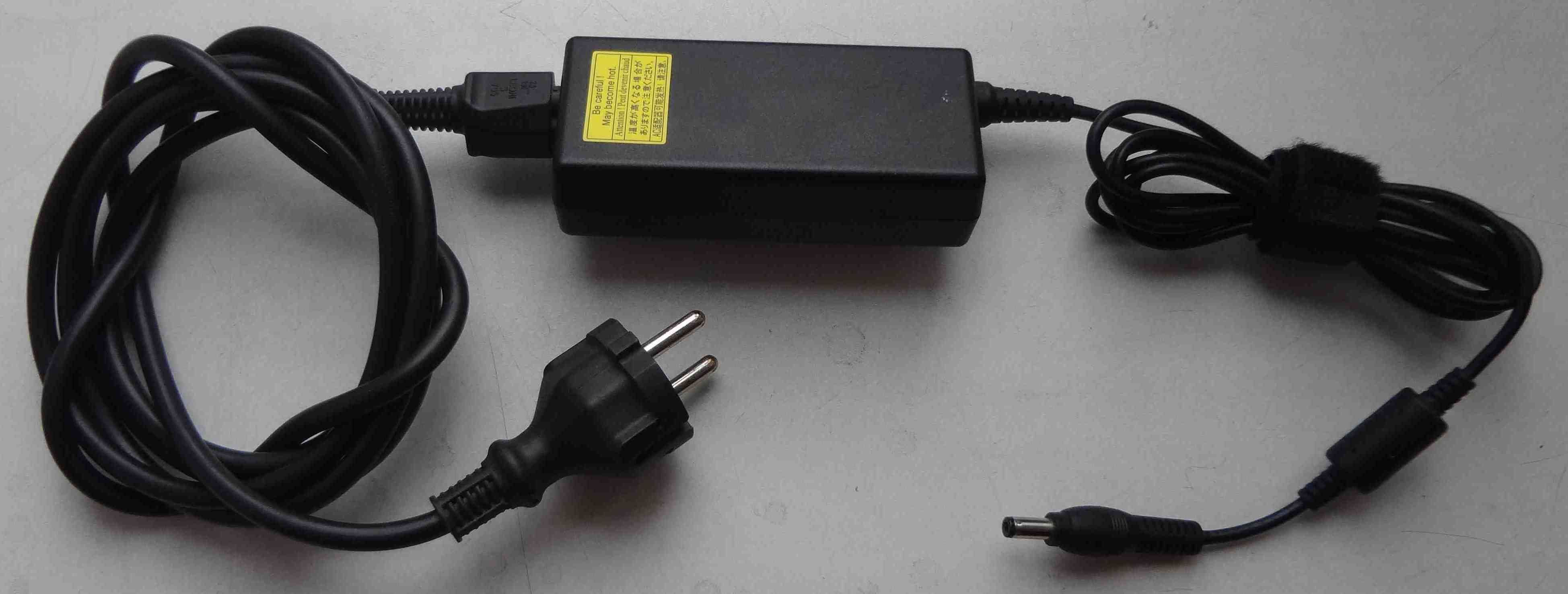 Блок питания для Toshiba 19V 3.42A 65W модель PA-1650-02