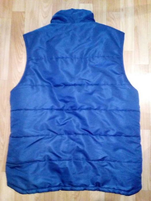 Чоловіча безрукавка  р. 48-50