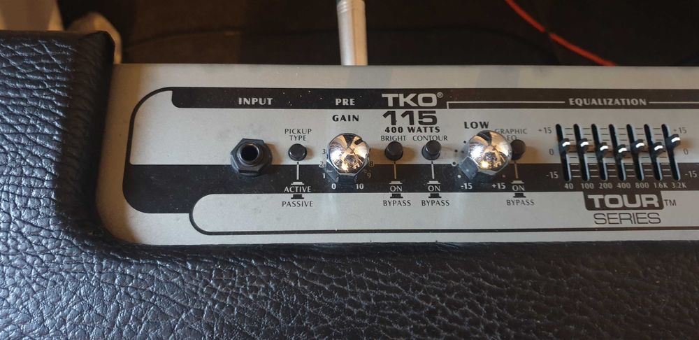 Peavey Tour Series TKO 115 1x15" 400W Bass Combo Amp