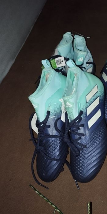 Chuteira adidas tamanho 37