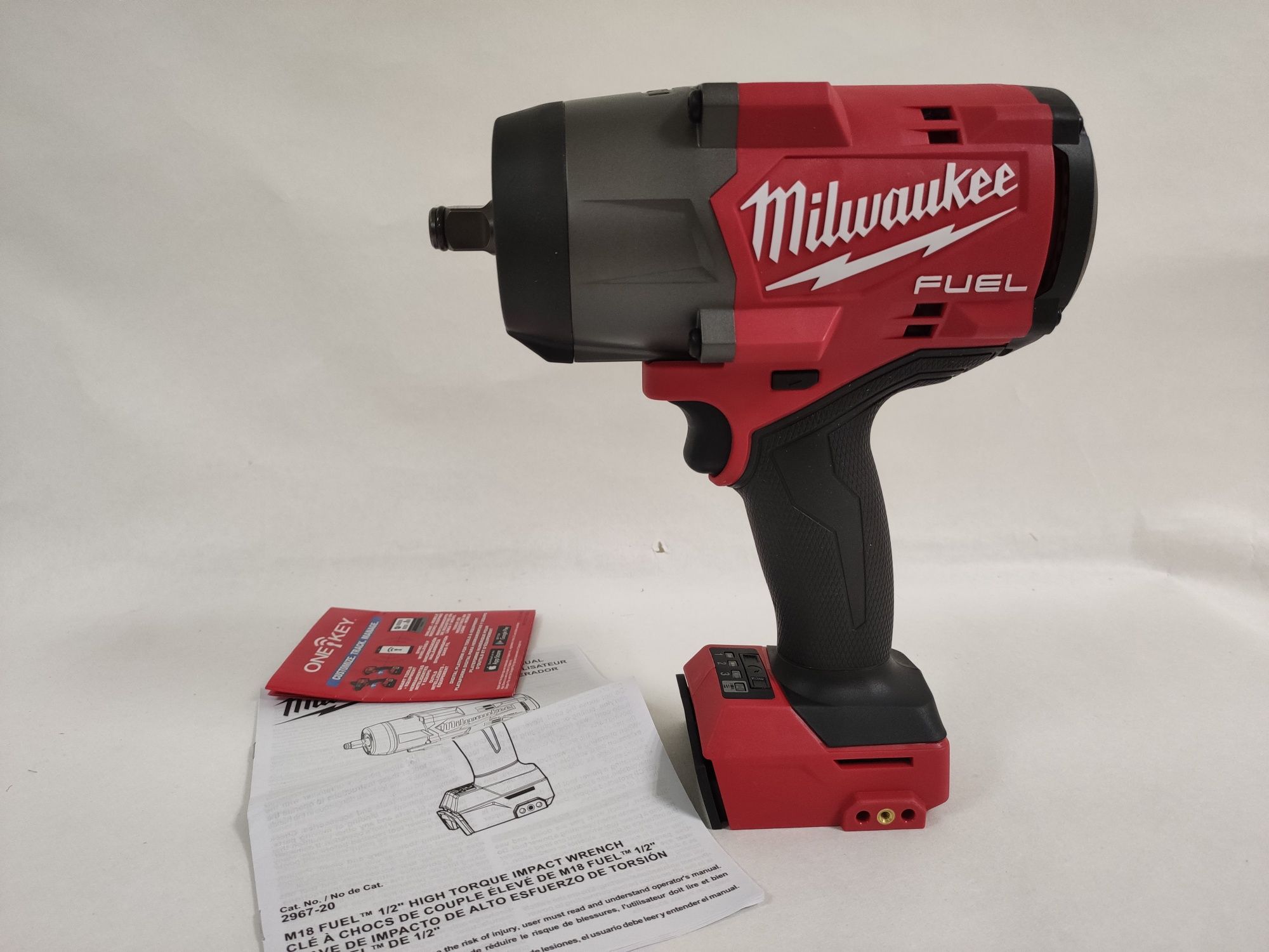 Milwaukee 2967-20 M18 FUEL Акумуляторний ударний гайковерт 1/2″