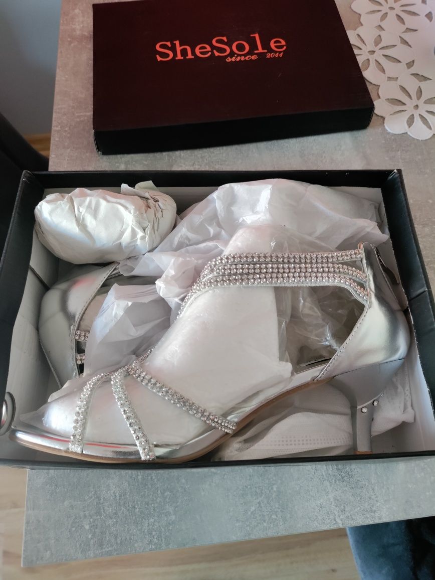 Eleganckie damskie buty