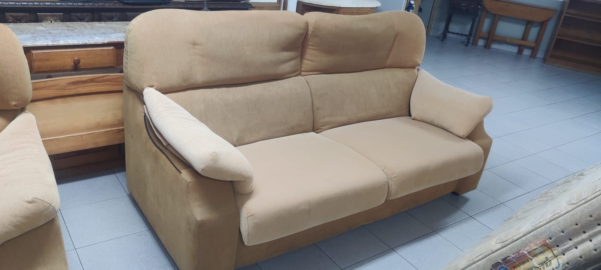 Conjunto 2 sofás 3+2