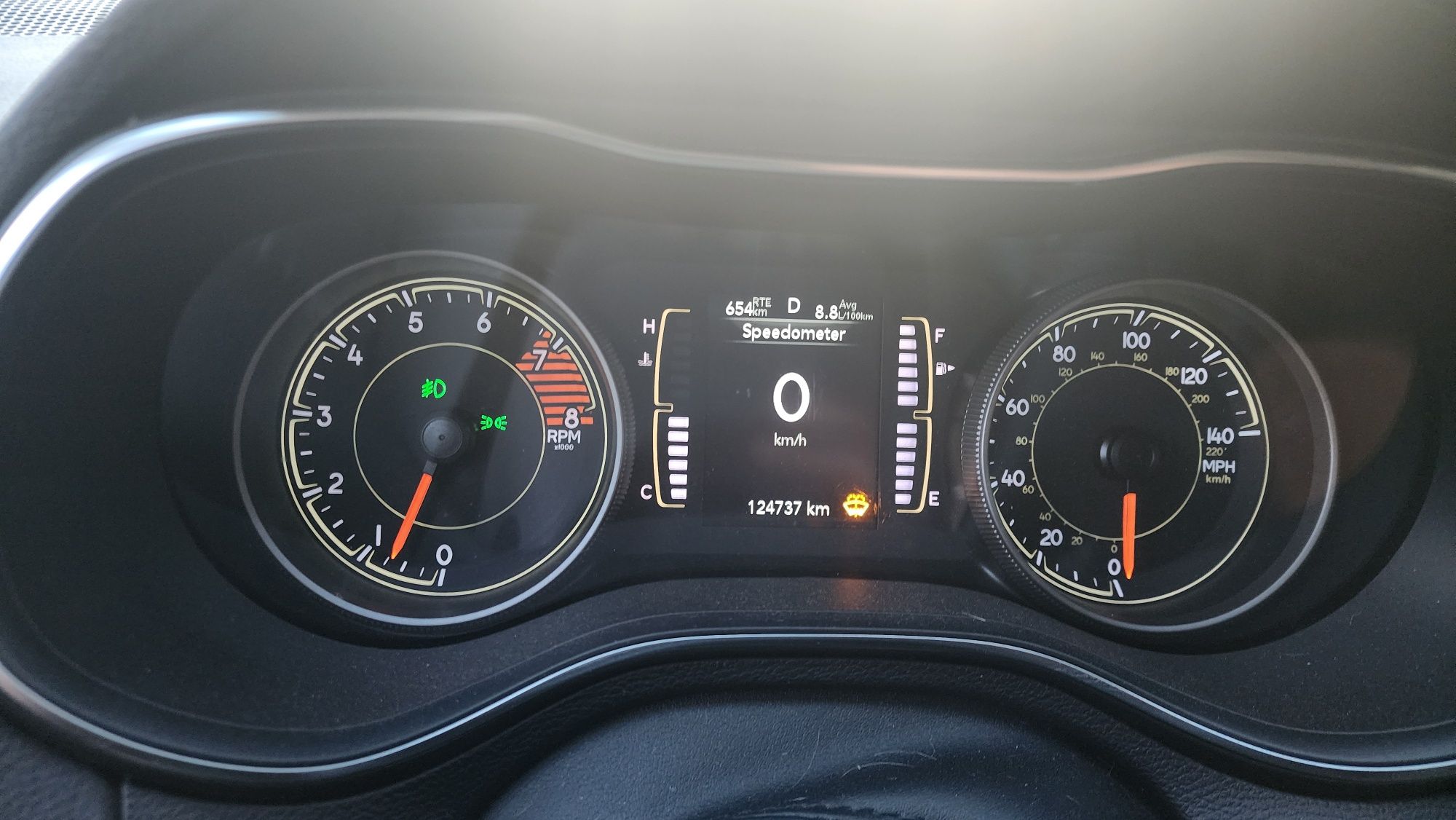 Jeep Cherokee 2019 latitude plus 3,2 4*4 gray