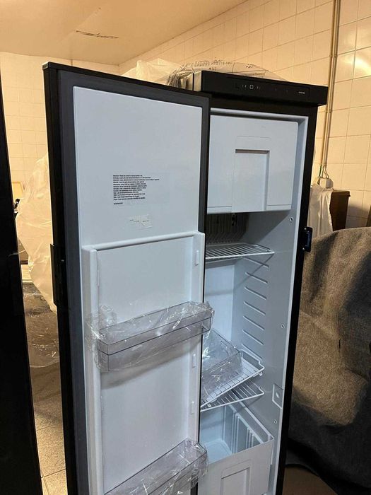 Frigorífico Caravana e autocarava de 150 Litros - 2 portas