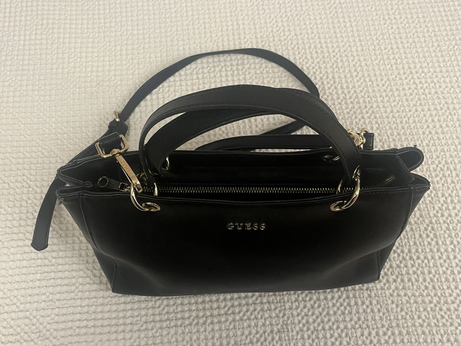 Carteira/ mala preta Guess pele