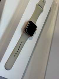 Apple watch se 40mm Gold оригінал