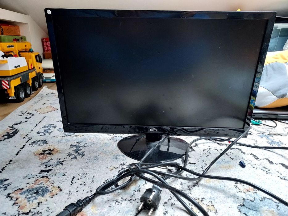 Monitor Fujitsu 22"