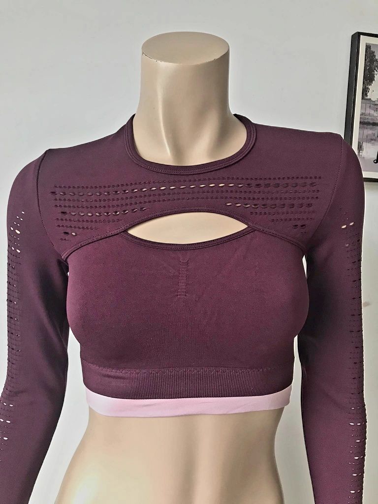 Gym Glamour krótkie top sportowy z długim rękawem
rozmiar XS