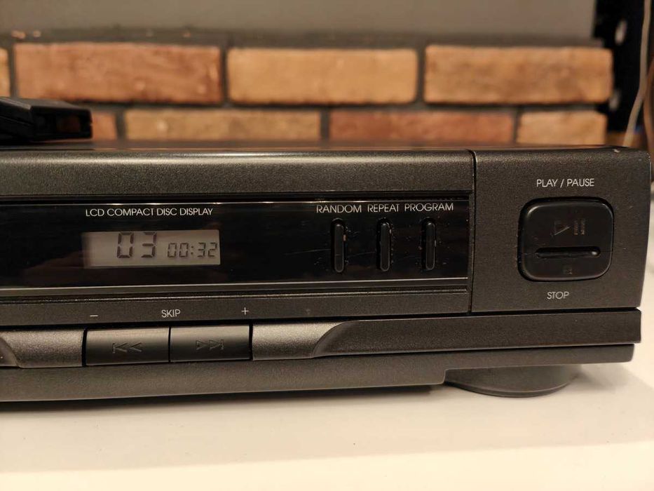 Odtwarzacz Cd ICES CDP-7714 ! pilot