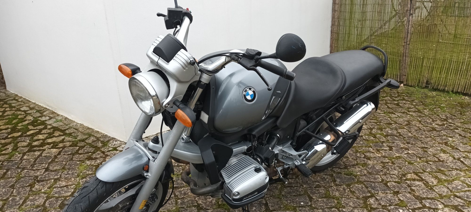 BMW R1100R de 1996 com ABS