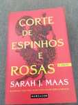 Corte de espinhos e rosas