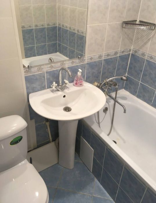 1 кім. Автовокзал "Чайка" вул. Гагаріна. Погод., подобово. Ціна доби.